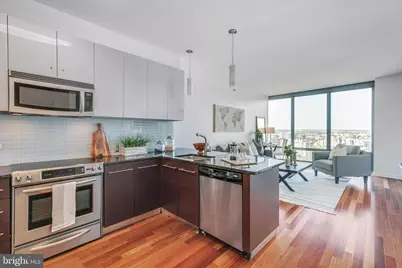 2101 Market Street #2408, Philadelphia, PA 19103 - Photo 12