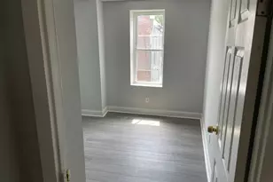 1004 S 52nd St, Philadelphia, PA 19143 - Photo 6