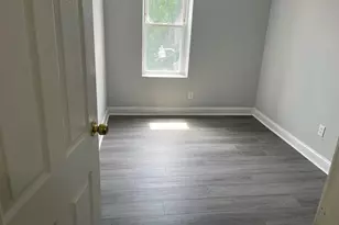 1004 S 52nd St, Philadelphia, PA 19143 - Photo 2