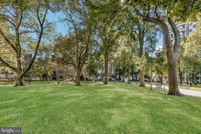 704 S Washington Square #1R, Philadelphia, PA 19106 - Photo 14