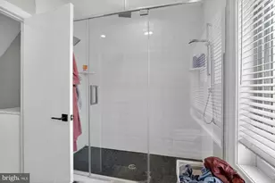 1937 Gerritt St, Philadelphia, PA 19146 - Photo 22