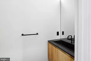 1430 Kenilworth St, Philadelphia, PA 19146 - Photo 24