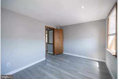 734 S 9th Street #UNIT 4F, Philadelphia, PA 19147 - Photo 8