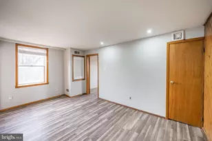 734 S 9th St, Philadelphia, PA 19147 - Photo 4