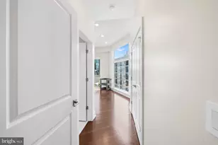 1102 N 2nd St, Philadelphia, PA 19123 - Photo 18