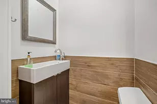 5225 McKean Ave, Philadelphia, PA 19144 - Photo 10