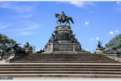 2212 Fairmount Avenue #1, Philadelphia, PA 19130 - Photo 16