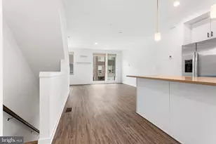 3121 Beachview Ln, Philadelphia, PA 19125 - Photo 8