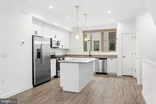 3121 Beachview Ln, Philadelphia, PA 19125 - Photo 8