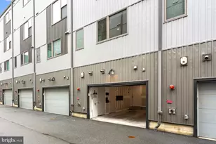 3121 Beachview Ln, Philadelphia, PA 19125 - Photo 32