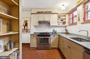 2420 Pine St, Philadelphia, PA 19103 - Photo 10