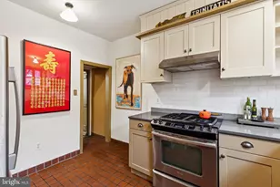 2420 Pine St, Philadelphia, PA 19103 - Photo 12