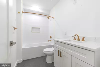 850 N 19th Street #2, Philadelphia, PA 19130 - Photo 20