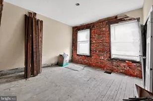 1752 N Lecount St, Philadelphia, PA 19121 - Photo 4