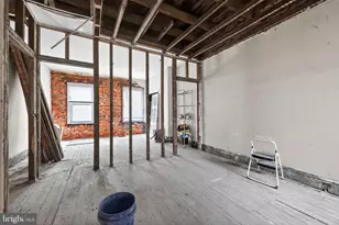 1752 N Lecount St, Philadelphia, PA 19121 - Photo 8