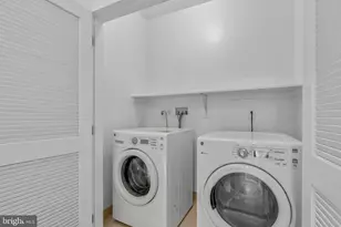 808A Montrose St, Philadelphia, PA 19147 - Photo 26