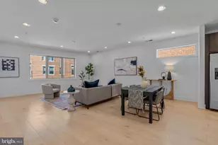 808A Montrose St, Philadelphia, PA 19147 - Photo 6