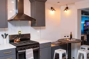 913 S Darien St, Philadelphia, PA 19147 - Photo 8