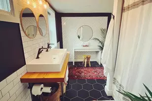 913 S Darien St, Philadelphia, PA 19147 - Photo 16