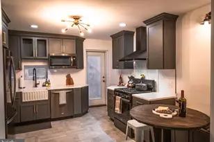 913 S Darien St, Philadelphia, PA 19147 - Photo 10