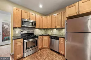 2663 Martha St, Philadelphia, PA 19125 - Photo 8