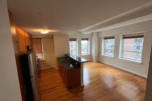 1425 Locust St, Philadelphia, PA 19102 - Photo 2