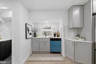 2021 E Sergeant St, Philadelphia, PA 19125 - Photo 10