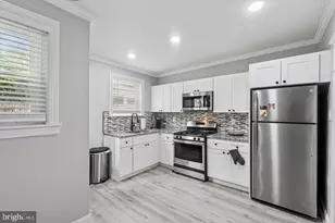 2215 Watkins St, Philadelphia, PA 19145 - Photo 6