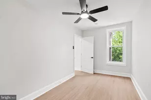 35 E Collom St, Philadelphia, PA 19144 - Photo 16