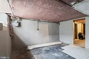 5919 N Hutchinson St, Philadelphia, PA 19141 - Photo 20