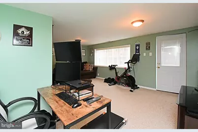 12457 Sweet Briar Road, Philadelphia, PA 19154 - Photo 36