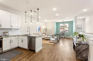 207 E Allen St, Philadelphia, PA 19125 - Photo 2