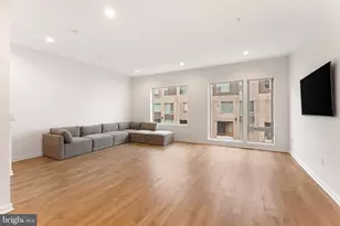 3208 Parkview Walk, Philadelphia, PA 19125 - Photo 12