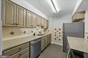 1420 Locust St, Philadelphia, PA 19102 - Photo 10