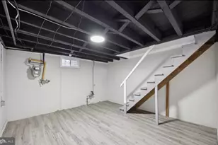 7568 Brockton Rd, Philadelphia, PA 19151 - Photo 16