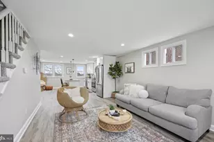 7568 Brockton Rd, Philadelphia, PA 19151 - Photo 12