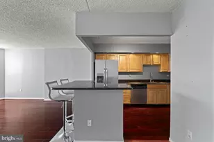 200 Lombard St, Philadelphia, PA 19147 - Photo 8