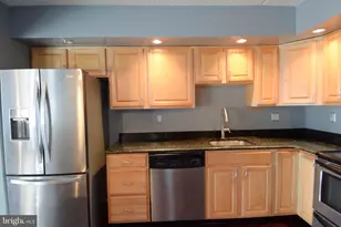 200 Lombard St, Philadelphia, PA 19147 - Photo 4