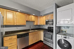 200 Lombard St, Philadelphia, PA 19147 - Photo 12