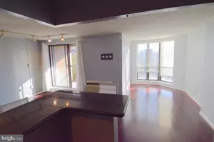 200 Lombard St, Philadelphia, PA 19147 - Photo 8