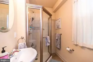 2538 S Bancroft St, Philadelphia, PA 19145 - Photo 28