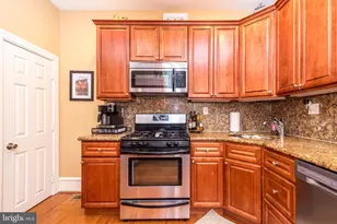 2538 S Bancroft St, Philadelphia, PA 19145 - Photo 12