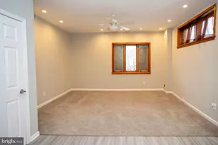 2332 S 21st St, Philadelphia, PA 19145 - Photo 4