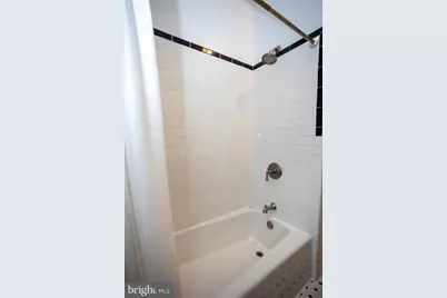 2332 S 21st Street #SECOND FLOOR, Philadelphia, PA 19145 - Photo 8