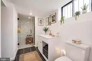 111 W Sharpnack St, Philadelphia, PA 19119 - Photo 12