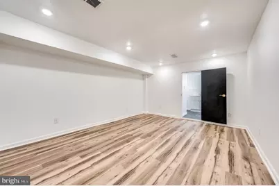 111 W Sharpnack Street, Philadelphia, PA 19119 - Photo 30