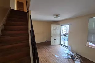 227 E Springer St, Philadelphia, PA 19119 - Photo 2