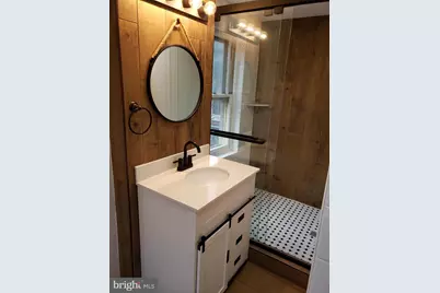 624 N 16th Street #3R, Philadelphia, PA 19130 - Photo 4