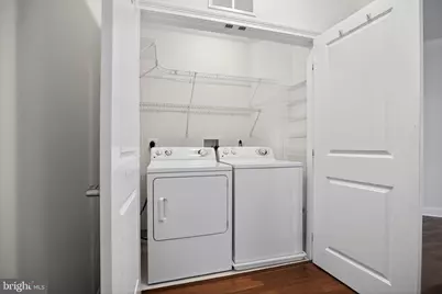 800 Admirals Way #1836, Philadelphia, PA 19146 - Photo 14