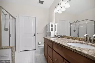 800 Admirals Way, Philadelphia, PA 19146 - Photo 16